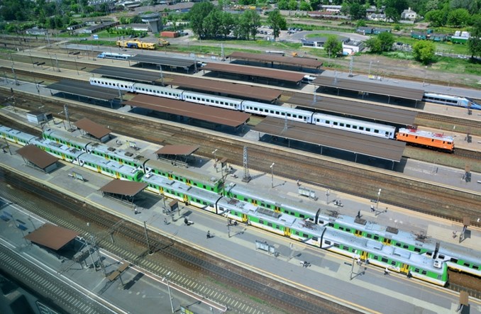 Jaka komunikacja z Grodziska do Warszawy? Autobusy co 15 min.