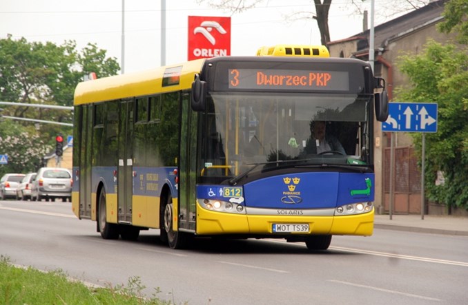 Pabianice: Obniżka cen biletów zwiększyła popularność autobusów
