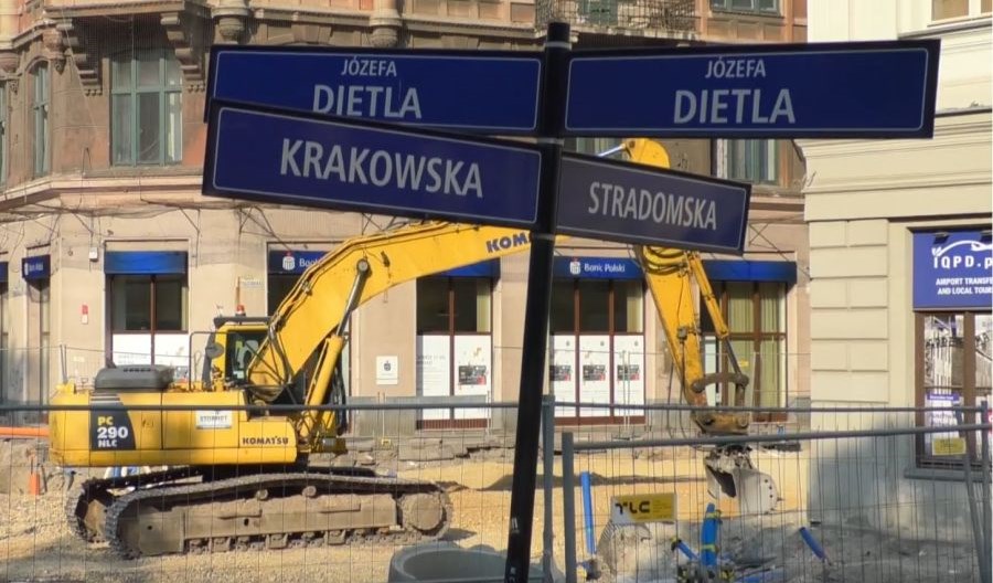 Kraków: Wykopaliska na Krakowskiej. Tramwaje wrócą później Kraków: Wykopaliska na Krakowskiej. Tramwaje wrócą później