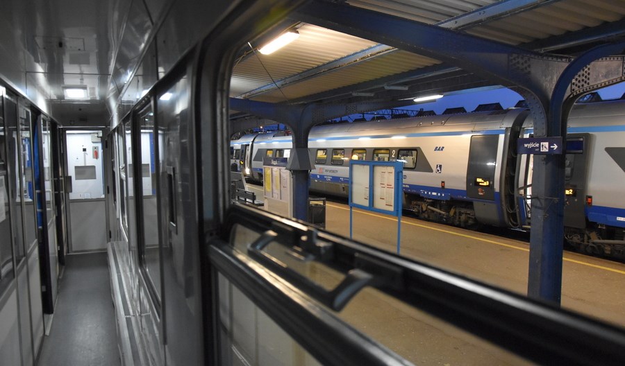 Marcin Horała: Ryzyko zakażenia w transporcie publicznym jest znikome Marcin Horała: Ryzyko zakażenia w transporcie publicznym jest znikome