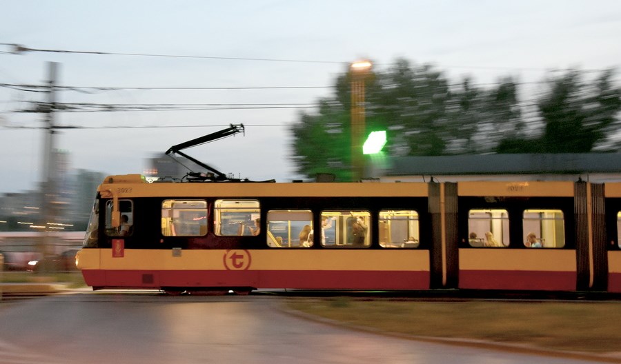 Warszawa stopniowo ogranicza działanie komunikacji miejskiej? Warszawa stopniowo ogranicza działanie komunikacji miejskiej?