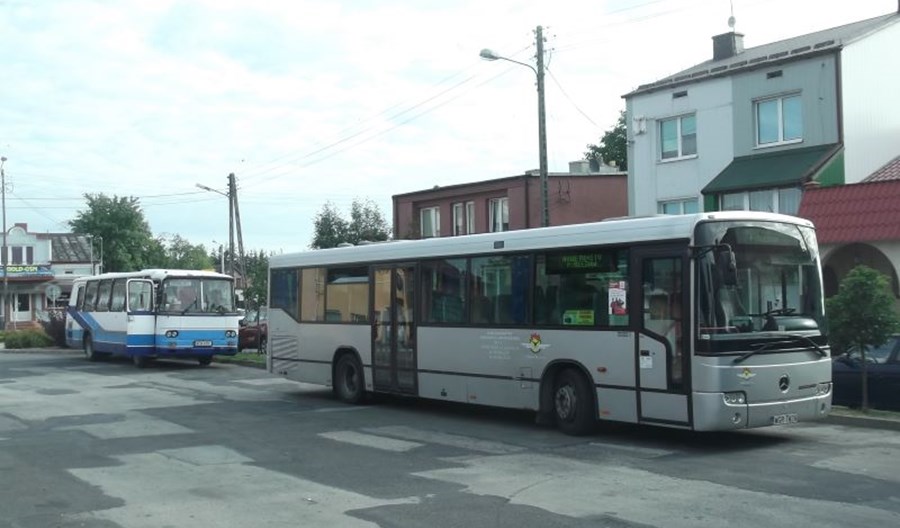 Samorządowiec: Nieżyciowe przepisy blokują transport w regionach Samorządowiec: Nieżyciowe przepisy blokują transport w regionach