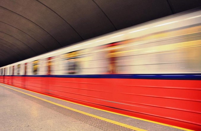 Od września metro szybciej i częściej
