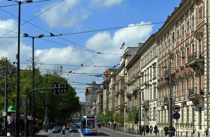 Kraków: ZUE z umową na przebudowę Basztowej