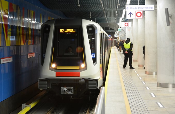 Metro tłumnie odwiedzane. Nowa linia impulsem dla rozwoju 