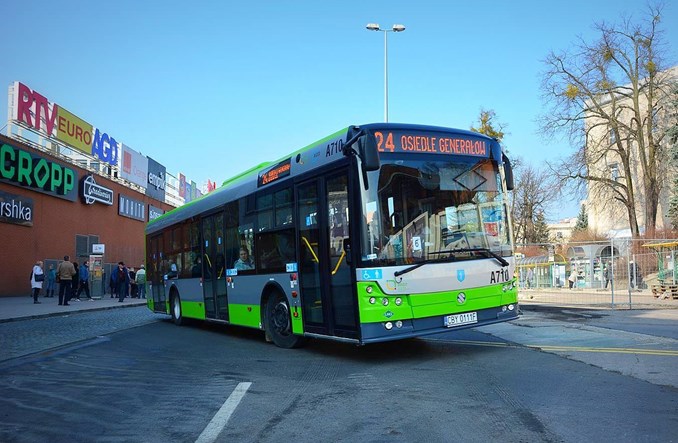 Olsztyn uwalnia rynek autobusowy: nowy przewoźnik ze Śląska