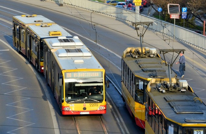 Warszawa: 80 autobusów dla MZA wyleasinguje Mercedes
