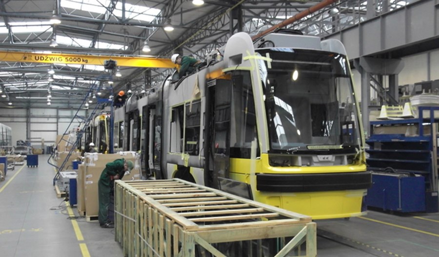 MPK-Łódź wysyła pracowników do Pesy. Zdążą z produkcją tramwajów? MPK-Łódź wysyła pracowników do Pesy. Zdążą z produkcją tramwajów?