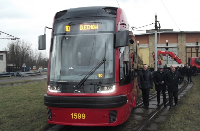 W Łodzi "uciekł" tramwaj Pesy bez motorniczego. Komisja wyjaśnia przyczyny
