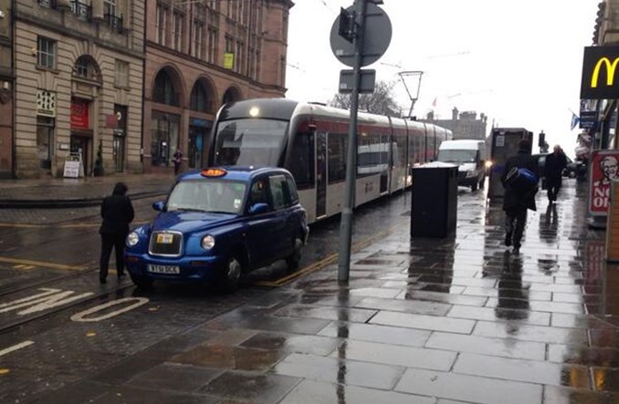 Edynburg. Jak system tramwajowy stanął z powodu hamburgera