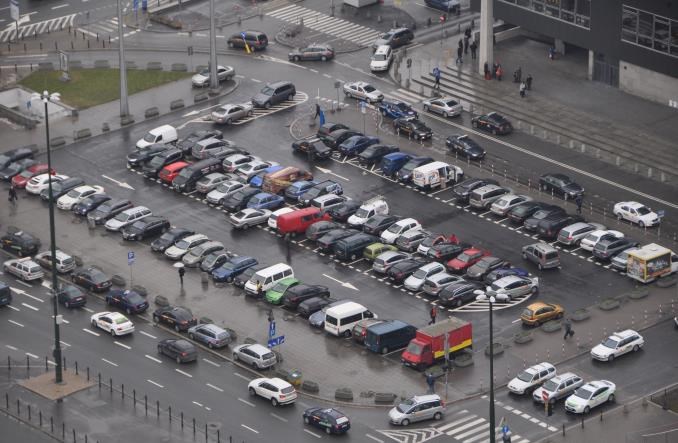 Dlaczego nie opłaca się nam budować parkingów wielopoziomowych?