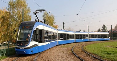 Dłuższe tramwaje nie w Warszawie