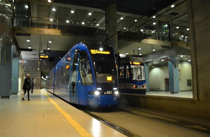 Kraków z jedną linią metra i metrobusem