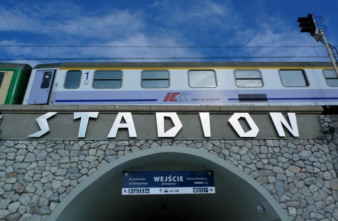 Metro: Stadion bez przejścia na drugą stronę linii średnicowej