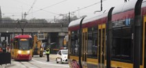 Łódź: ŁKA publikuje rozkłady jazdy na miejskich przystankach