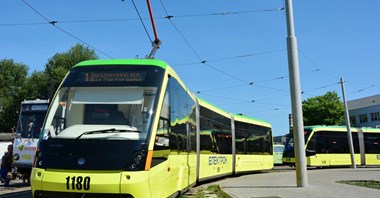 Lwów z przetargami na 10 tramwajów i 100 autobusów