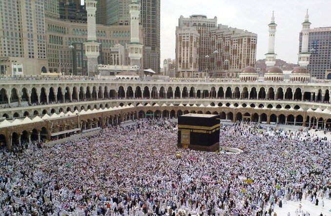 10 firm chce zbudować metro w Mekce