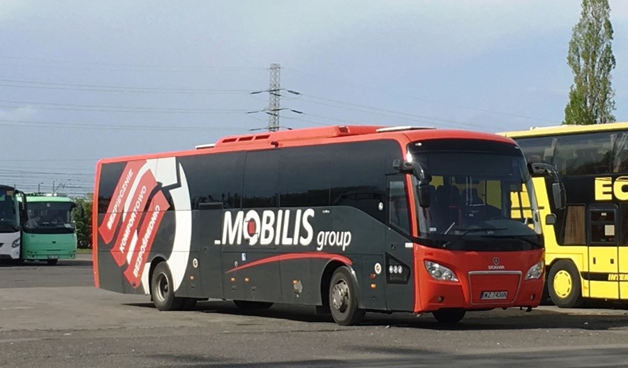 Mobilis łączy siły z FlixBusem. Przemaluje 9 autobusów Mobilis łączy siły z FlixBusem. Przemaluje 9 autobusów