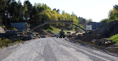 PKM: Nazwy przystanków – z przedrostkami