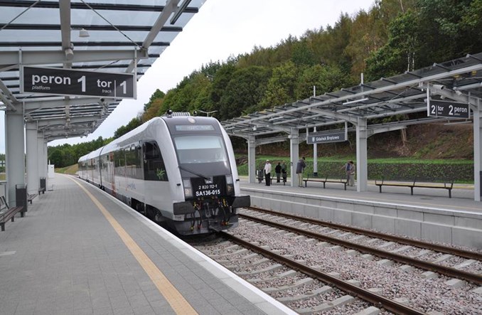 100 tys. pasażerów PKM we wrześniu