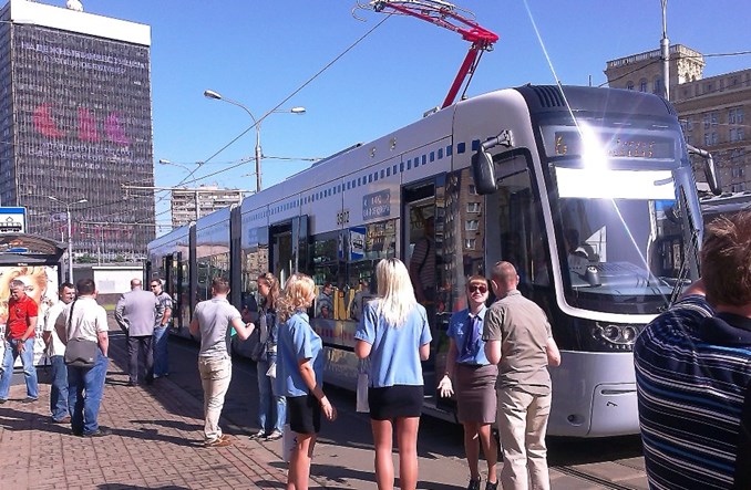 Fokstrot wozi już mieszkańców Moskwy