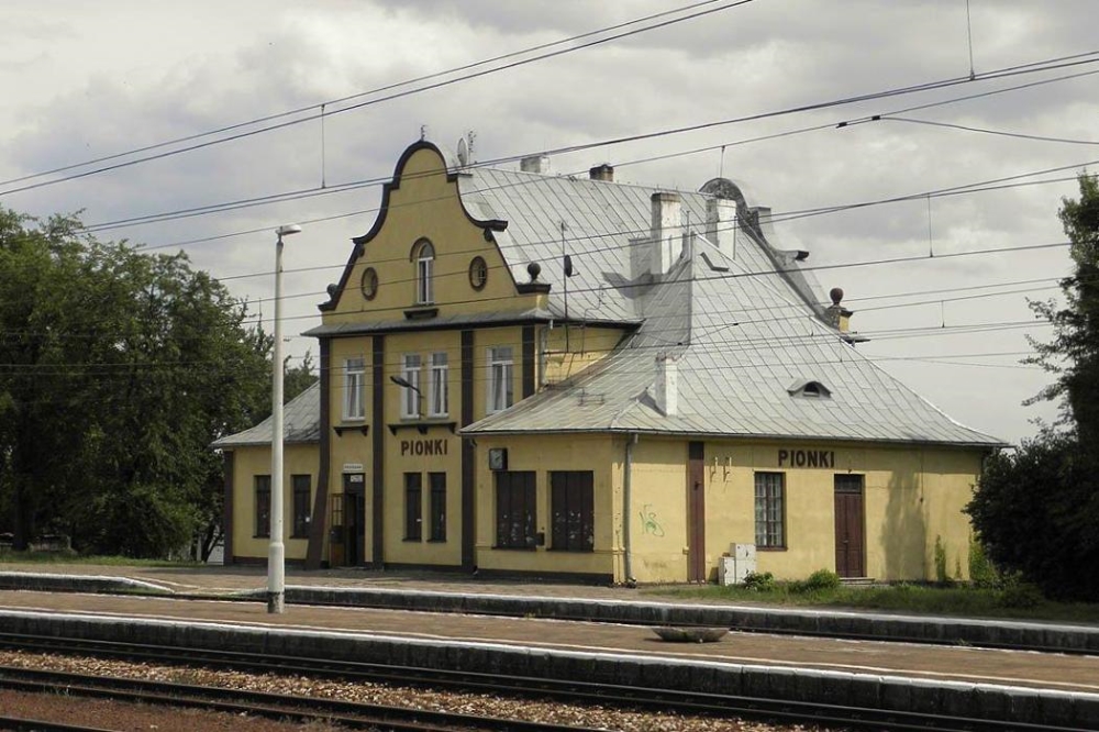 dworzec Pionki