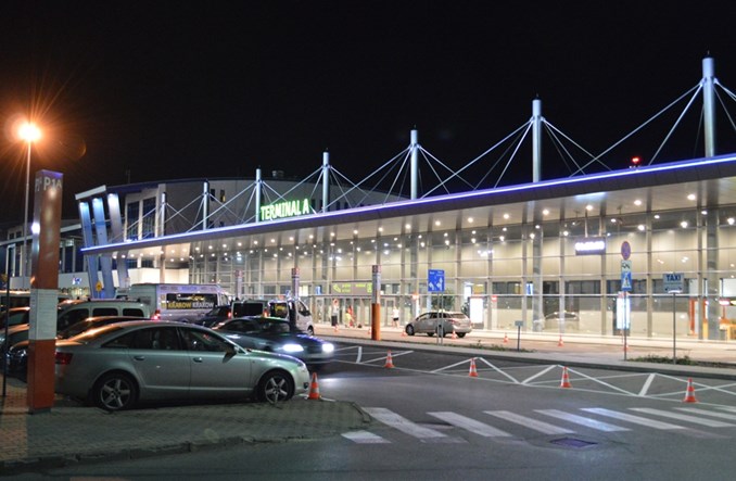 Pociągi do Pyrzowic pojadą inaczej. PKP PLK rezygnuje z umowy