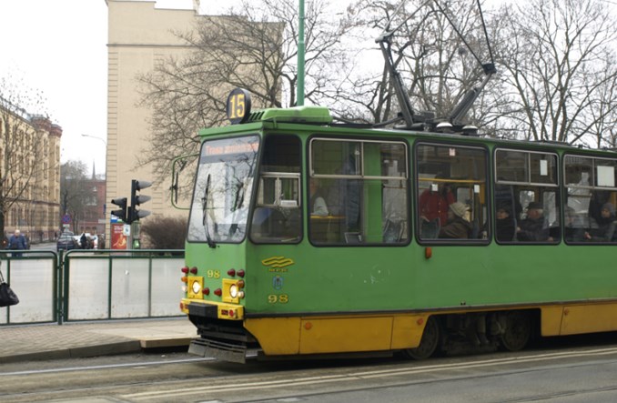 Poznań: Spada sprzedaż biletów komunikacji miejskiej 