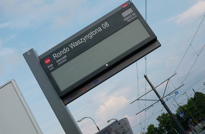 Tramwaje Warszawskie postawią sto nowych tablic informacji pasażerskiej