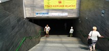 Metro: Wejścia na Ratuszu do naprawy
