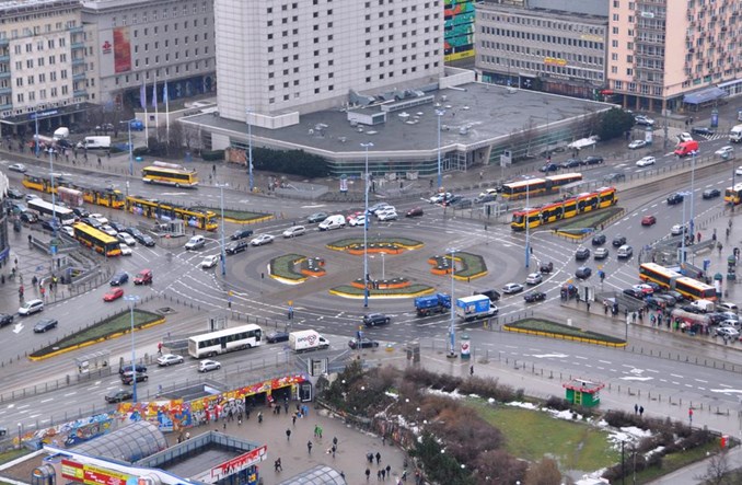 Warszawa zaprasza pieszych na powierzchnię – w Centrum i na Targowej