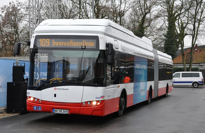 Premiera elektrobusu Solarisa 18,75 z ogniwem wodorowym dla Hamburga