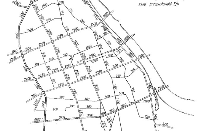 Czego uczy Lewis-Mogridge? W Warszawie jest za dużo aut