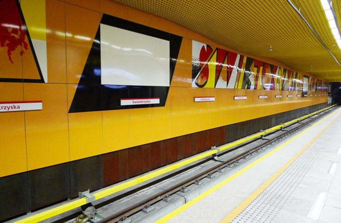 II linia metra rdzewieje. Tak ma być