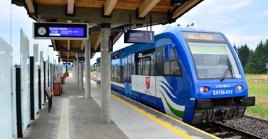 Niespójne nazwy stacji lotniskowych. Skąd turysta ma to wiedzieć?