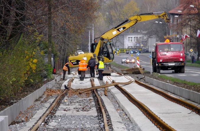 Własność torowisk tramwajowych: inaczej wokół Łodzi, inaczej w Tramwajach Śląskich