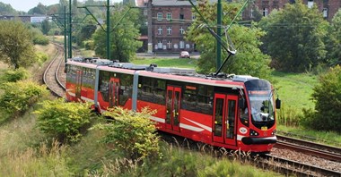 Tramwaje Śląskie nie muszą wydłużać ani skracać zamawianych tramwajów