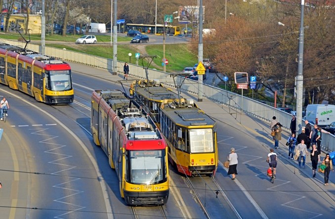Tramwaje Warszawskie: Pięć kopert w przetargu, ale tylko trzy z ofertami