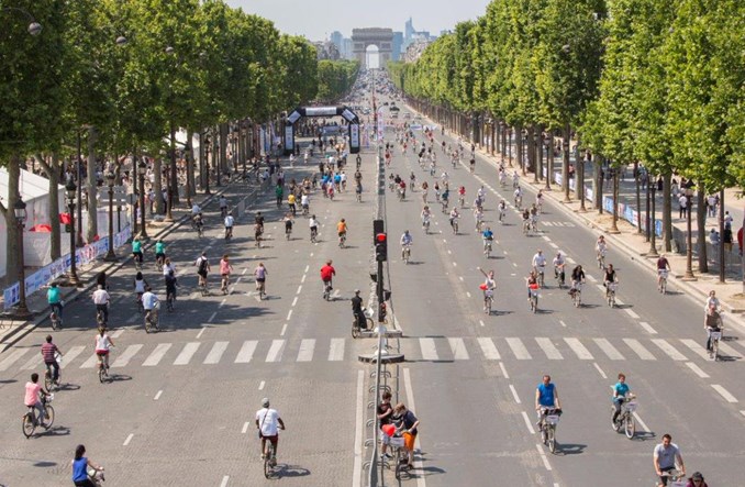 Paryski eksperyment: dzień faktycznie bez samochodu