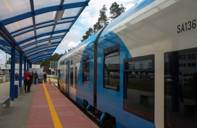 Szczecin-Goleniów: Urzędnicza gafa podczas układania rozkładu jazdy pociągów lotniskowych