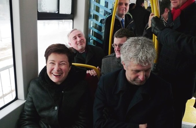 Warszawa: Tramwaj na Moście Północnym wyznacza nowe standardy?