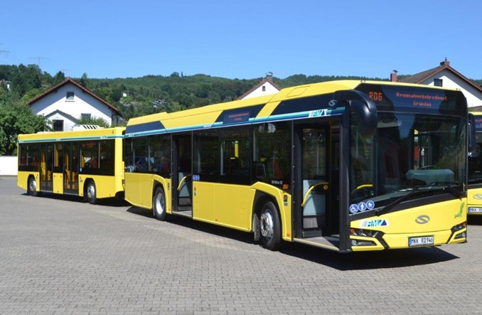 Gründau: Polskie autobusy z zagraniczną przyczepą pasażerską