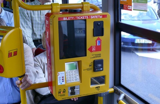 Warszawa: (niemal) wszystkie autobusy MZA już z biletomatami