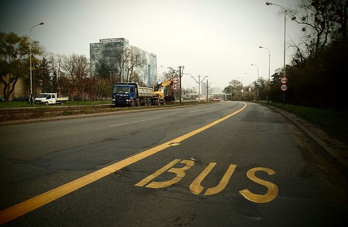 Które miasto ma najwięcej buspasów? Co mówią dane GUS?