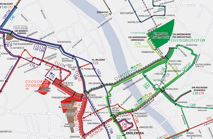 Warszawa: Cmentarny pociąg autobusowy co 0,8 minuty