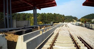  PKM. Zakończenie procesu betonowania. Wiosną testy taboru 