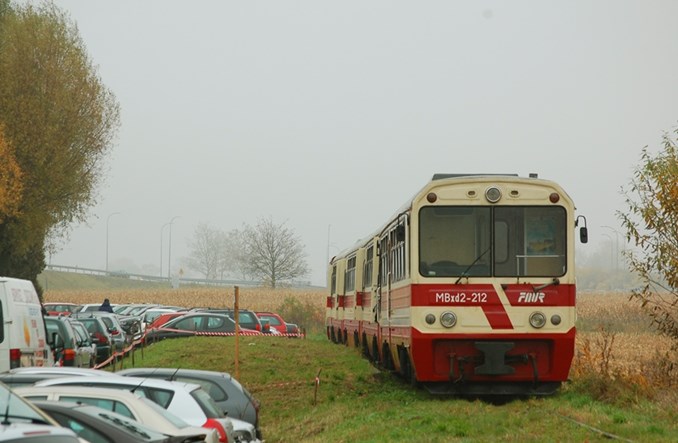 Nowy Dwór Gdański. Wąskotorówką na cmentarz