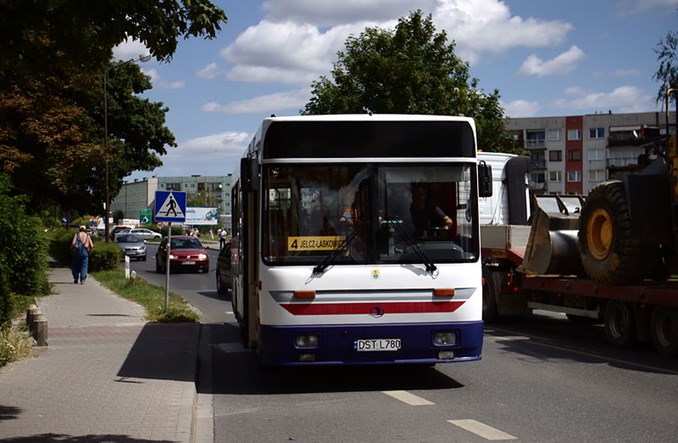W Jelczu–Laskowicach szukają przewoźnika