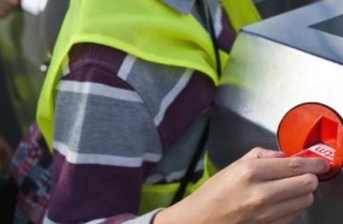 Co kandydaci na prezydentów największych miast sądzą o transporcie publicznym