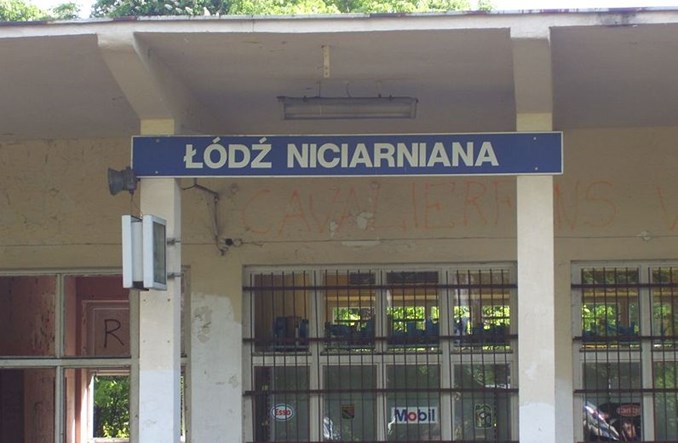 Łódź Niciarniana: Mieszkańcy za tunelem drogowym. PKP PLK milczy